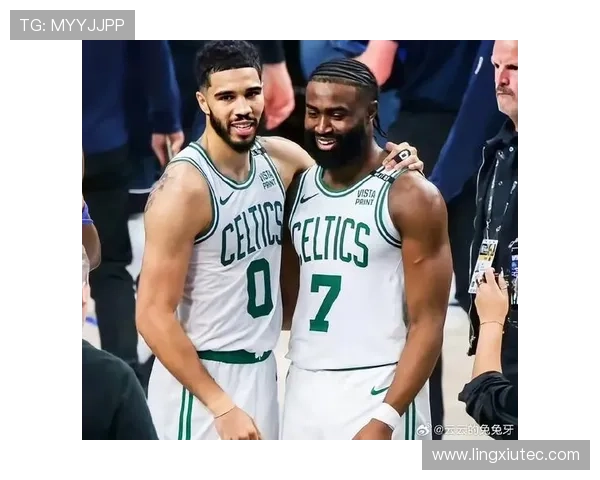 波尔津吉斯携手里萨谢杰伦迎战公牛力争客场胜利 波尔津吉斯携手里萨谢杰伦迎战公牛力争客场胜利